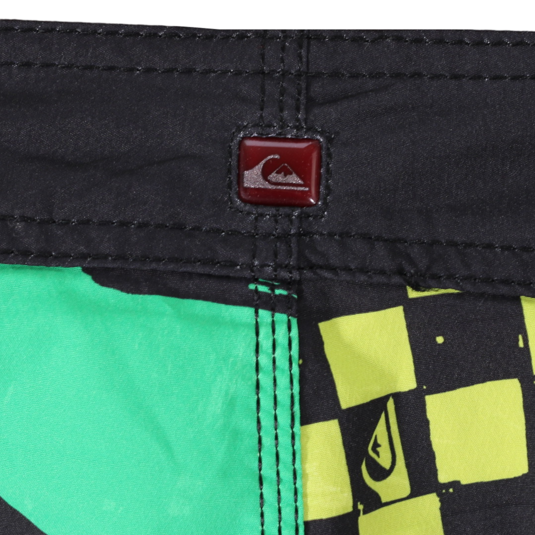 Quiksilver Sort og Grønne Shorts