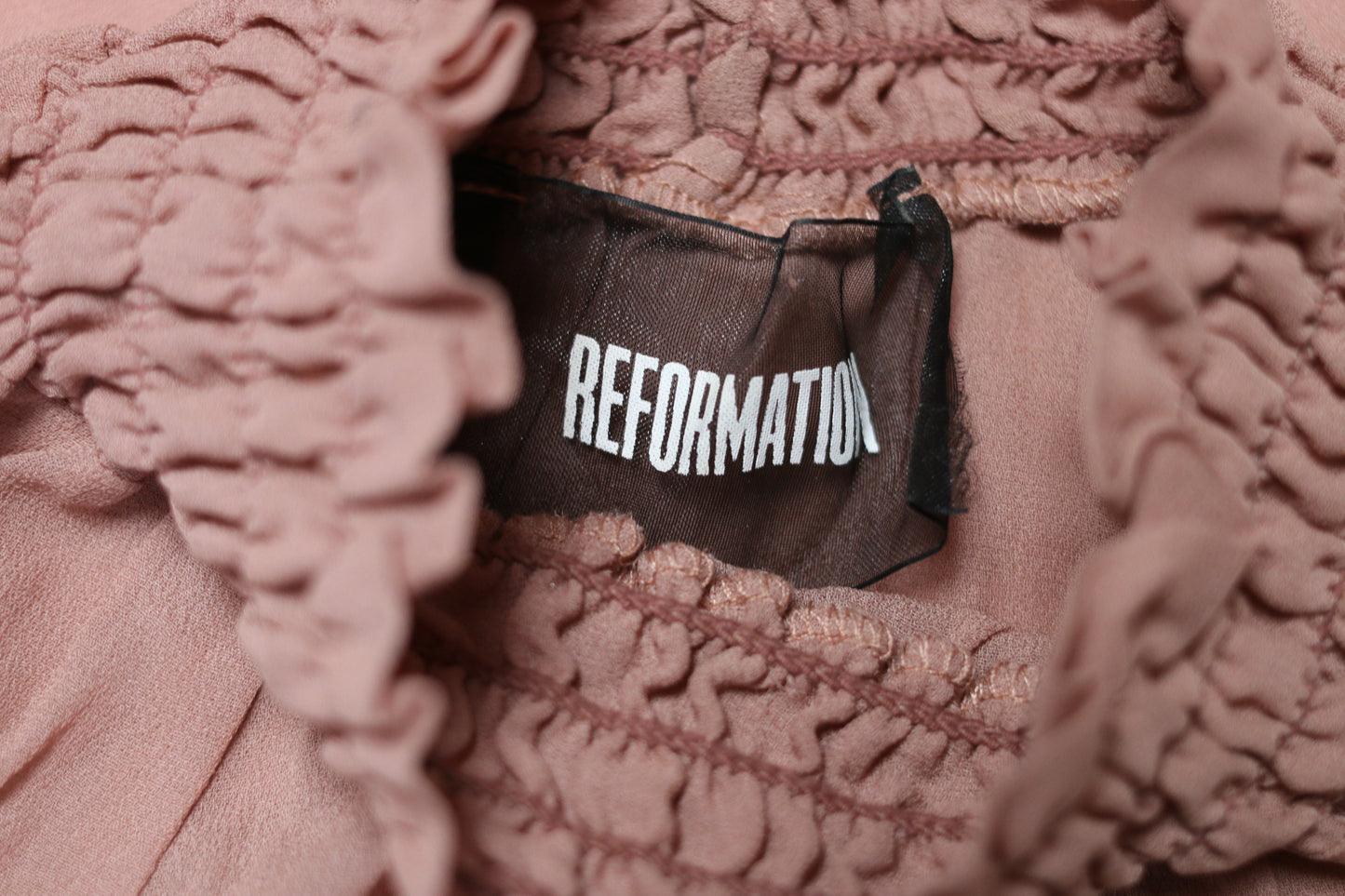 Reformation Chiffon Bluse